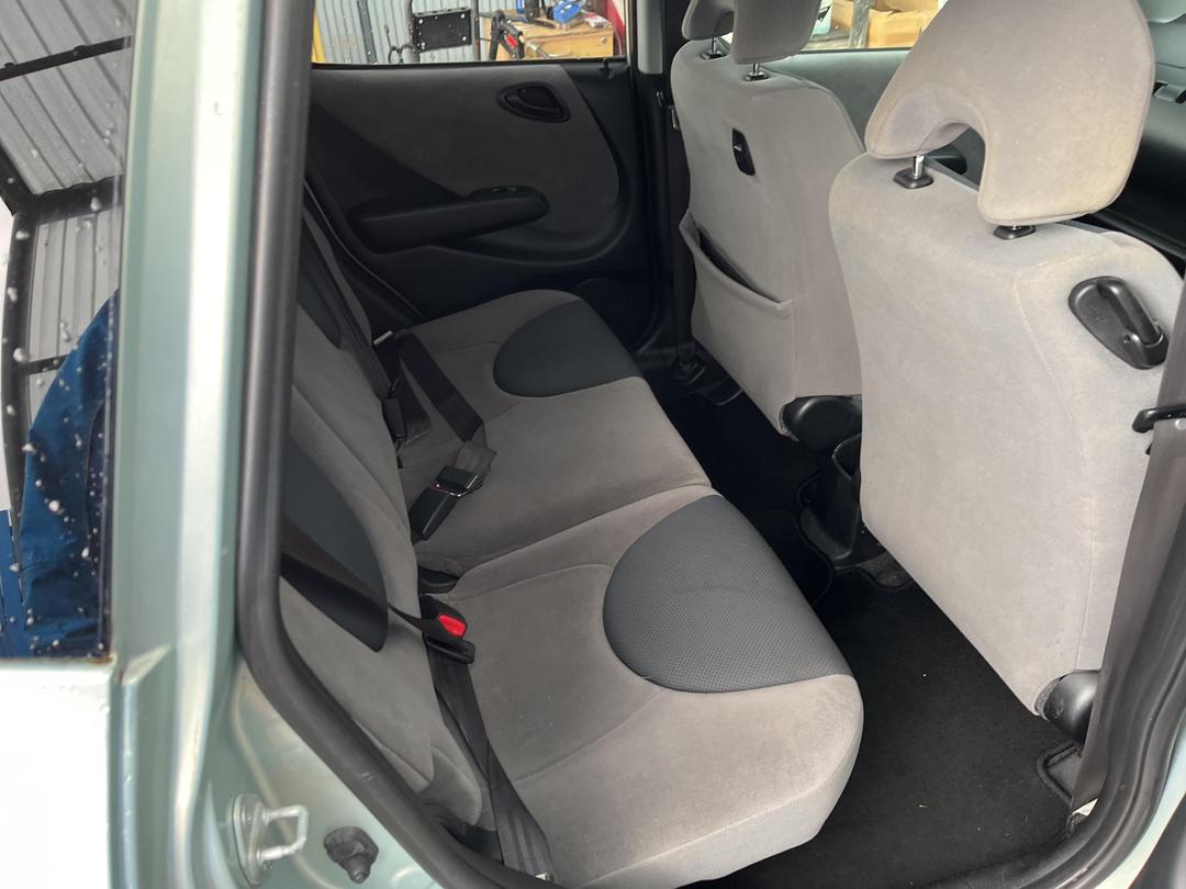 Photo '18' of Honda FIT