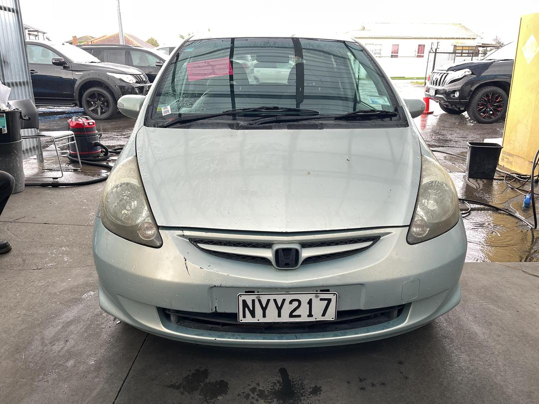 Photo '2' of Honda FIT