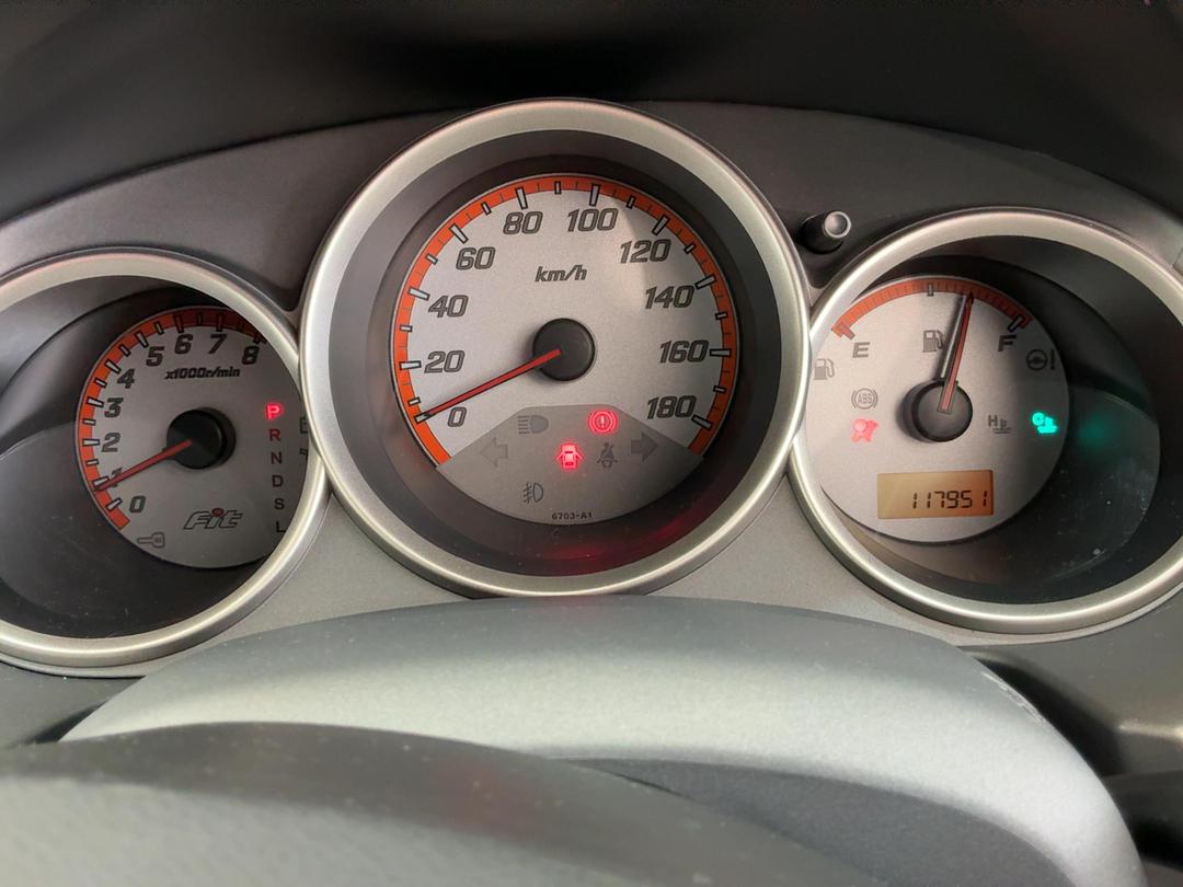 Photo '28' of Honda FIT Photo '28' of Honda FIT