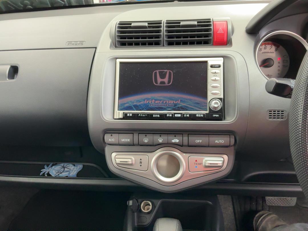 Photo '29' of Honda FIT Photo '29' of Honda FIT