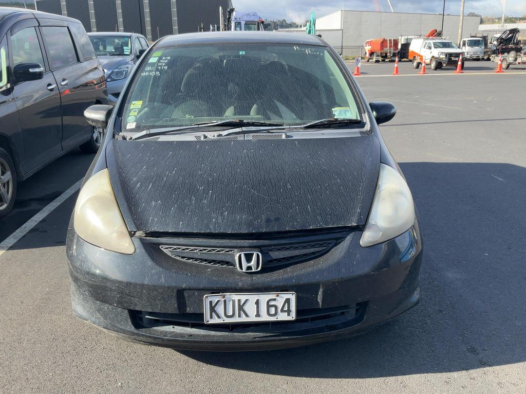 Photo '3' of Honda FIT Photo '3' of Honda FIT