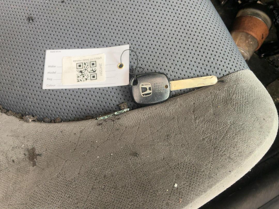 Photo '19' of Honda FIT Photo '19' of Honda FIT