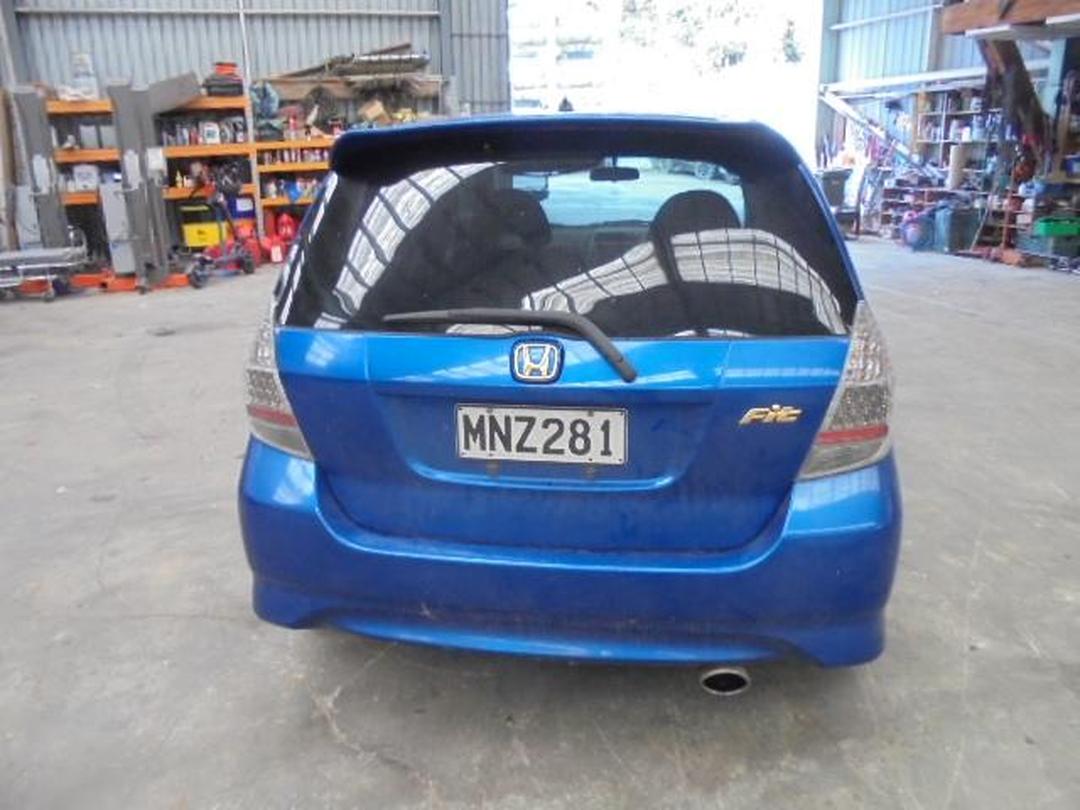 Photo '3' of Honda FIT Photo '3' of Honda FIT