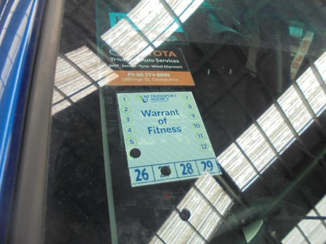 Photo '15' of Honda FIT Photo '15' of Honda FIT