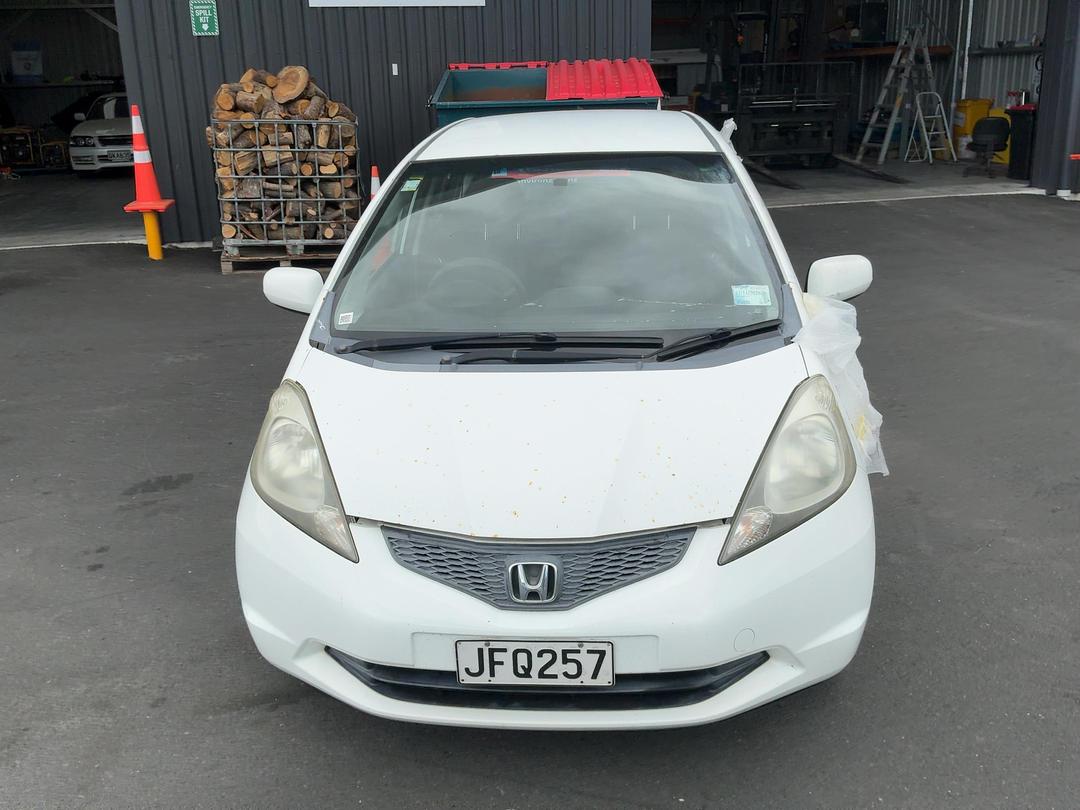 Photo '2' of Honda FIT Photo '2' of Honda FIT