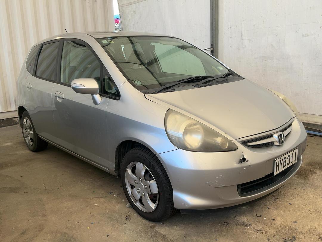 Photo '2' of Honda FIT Photo '2' of Honda FIT