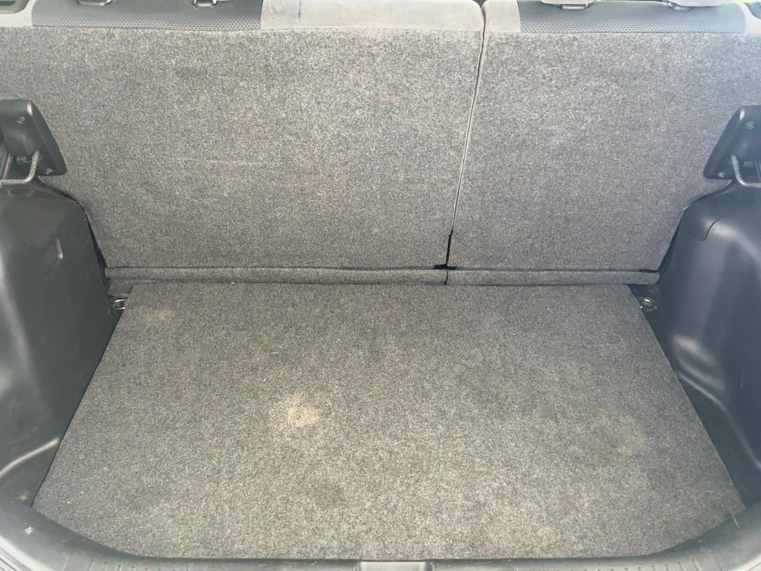 Photo '8' of Honda FIT Photo '8' of Honda FIT