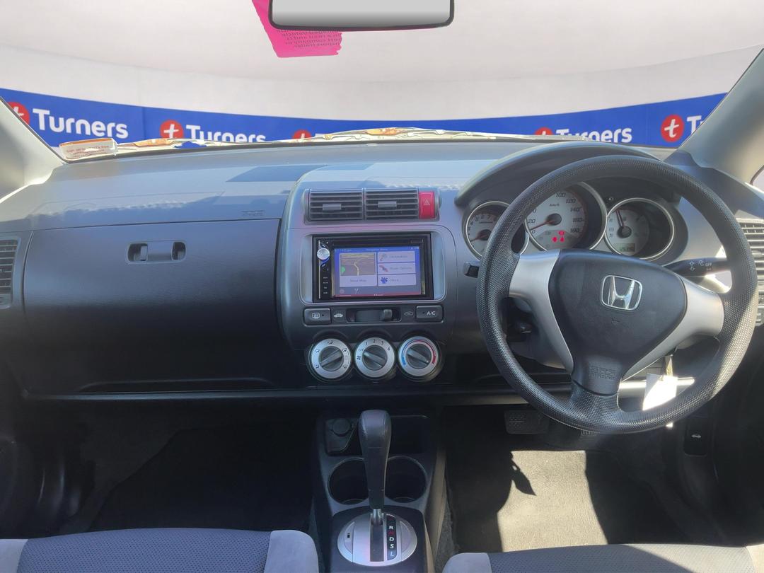 Photo '9' of Honda FIT Photo '9' of Honda FIT