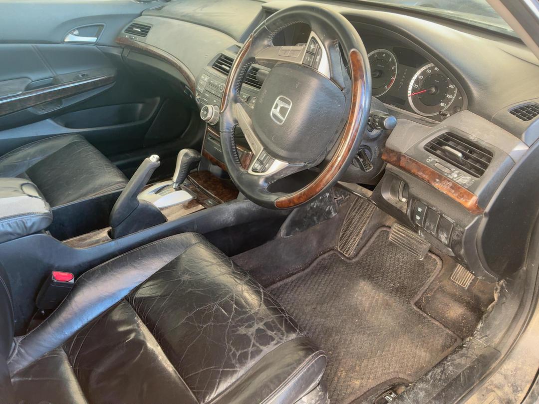 Photo '13' of Honda Inspire