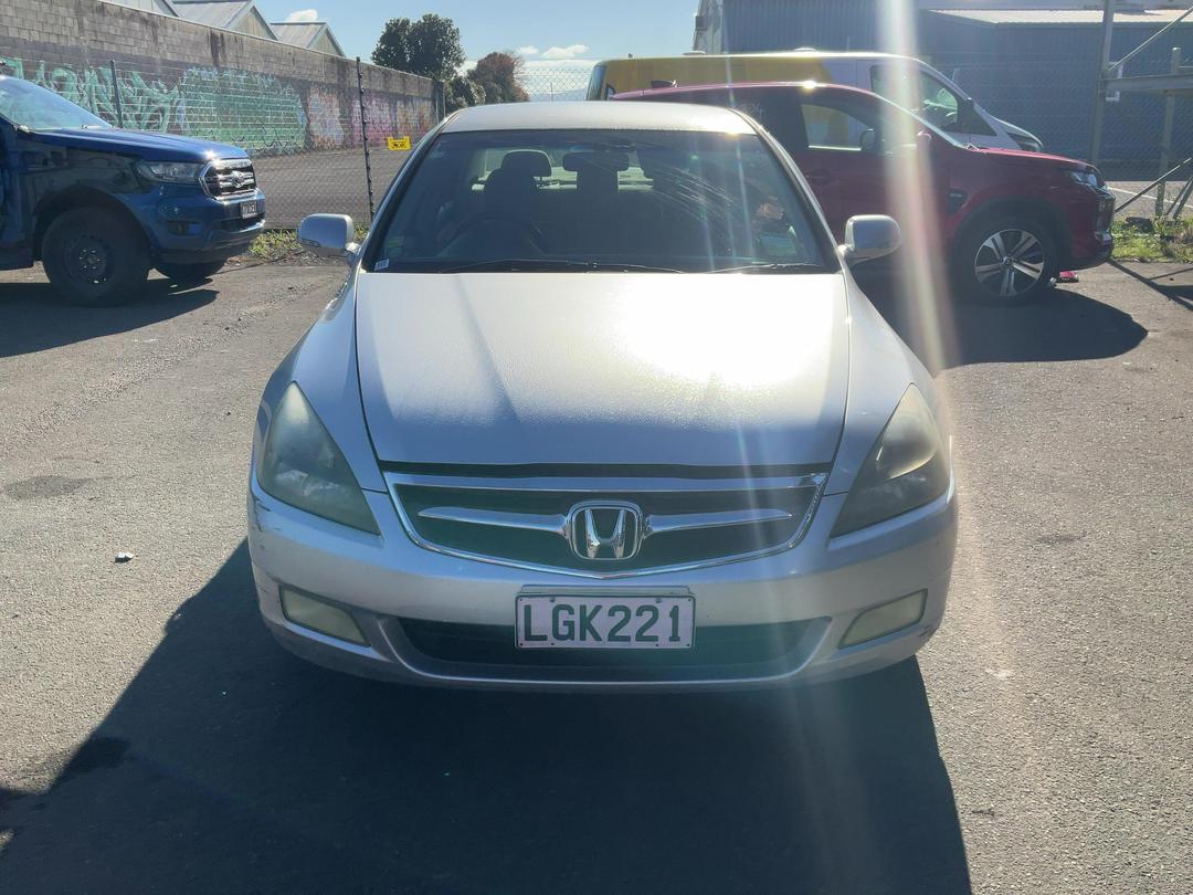 Photo '3' of Honda Inspire Photo '3' of Honda Inspire