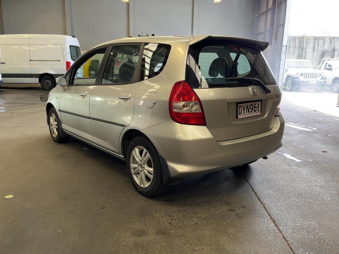 Photo '4' of Honda Jazz I Photo '4' of Honda Jazz I