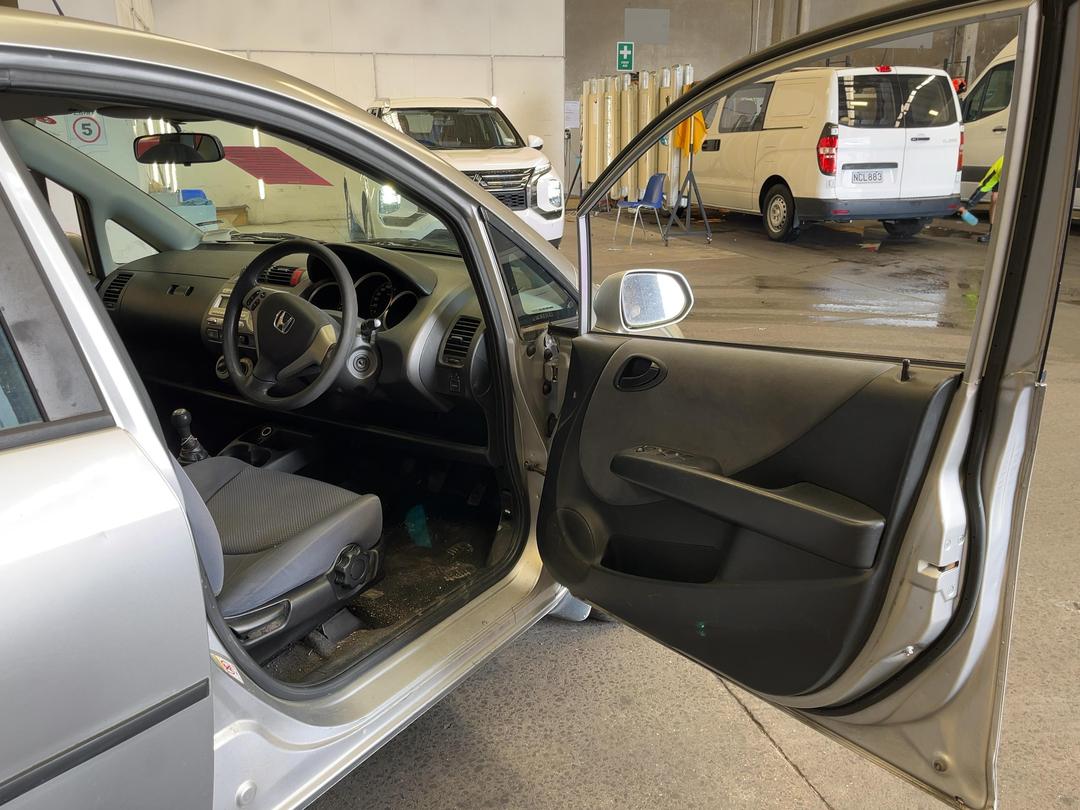 Photo '13' of Honda Jazz I Photo '13' of Honda Jazz I
