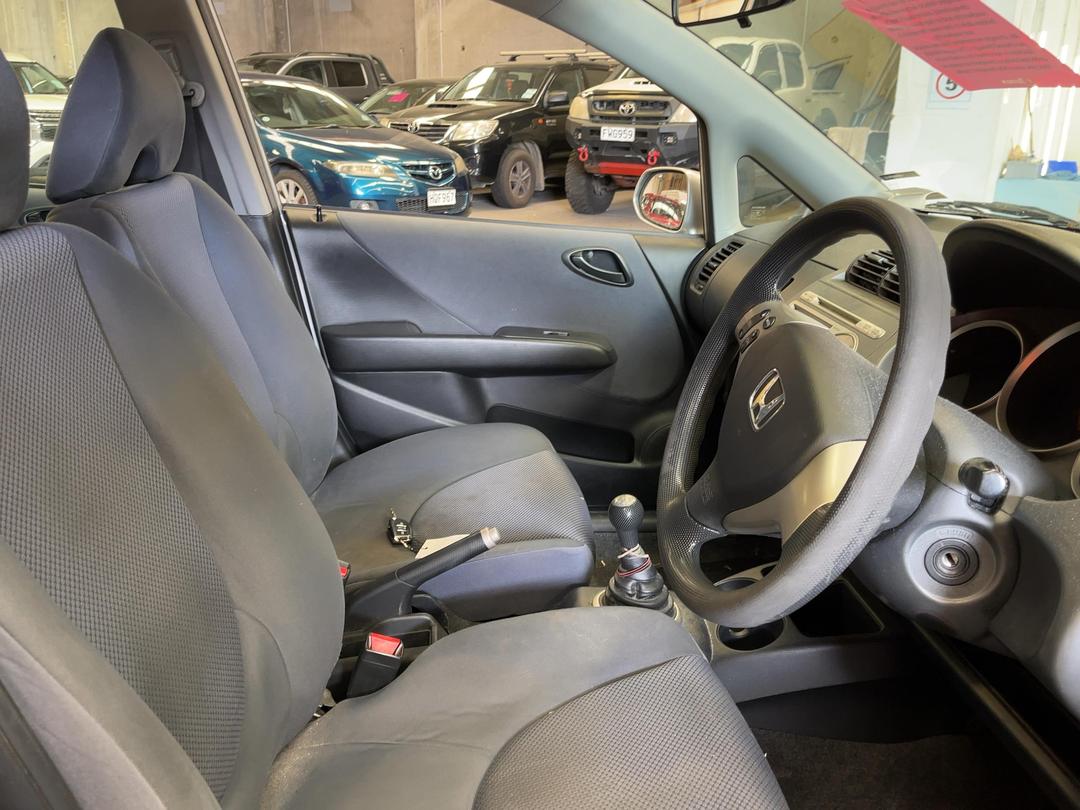 Photo '14' of Honda Jazz I Photo '14' of Honda Jazz I