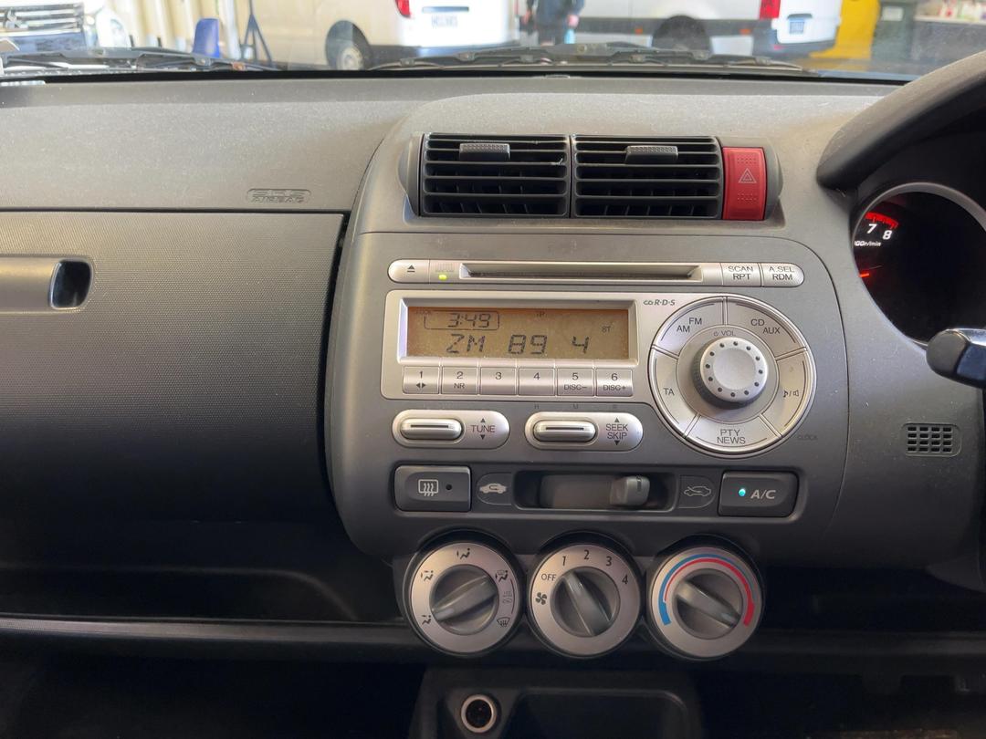 Photo '16' of Honda Jazz I Photo '16' of Honda Jazz I