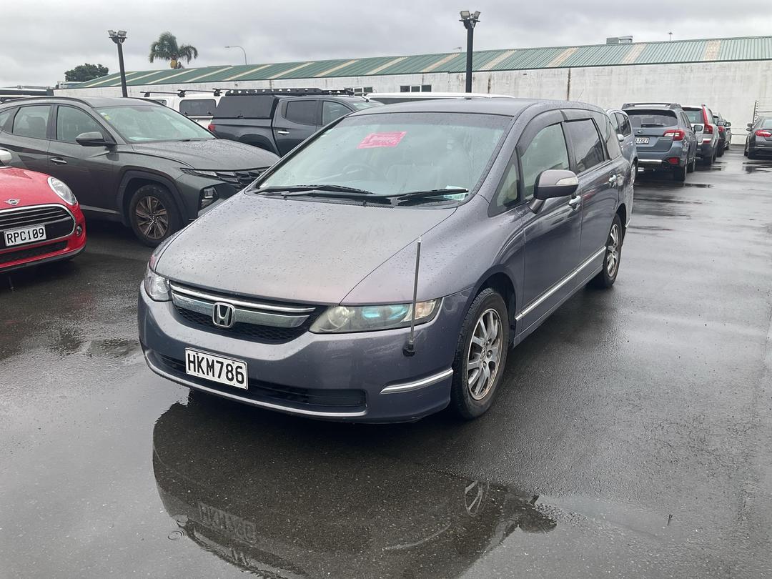 Photo '2' of Honda Odyssey