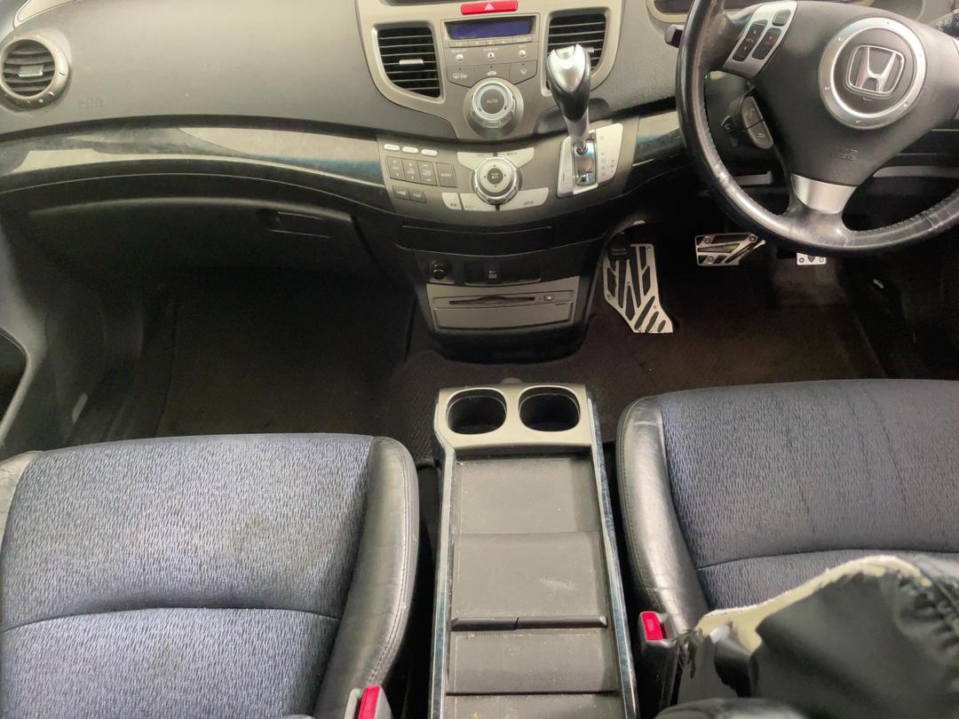 Photo '18' of Honda Odyssey