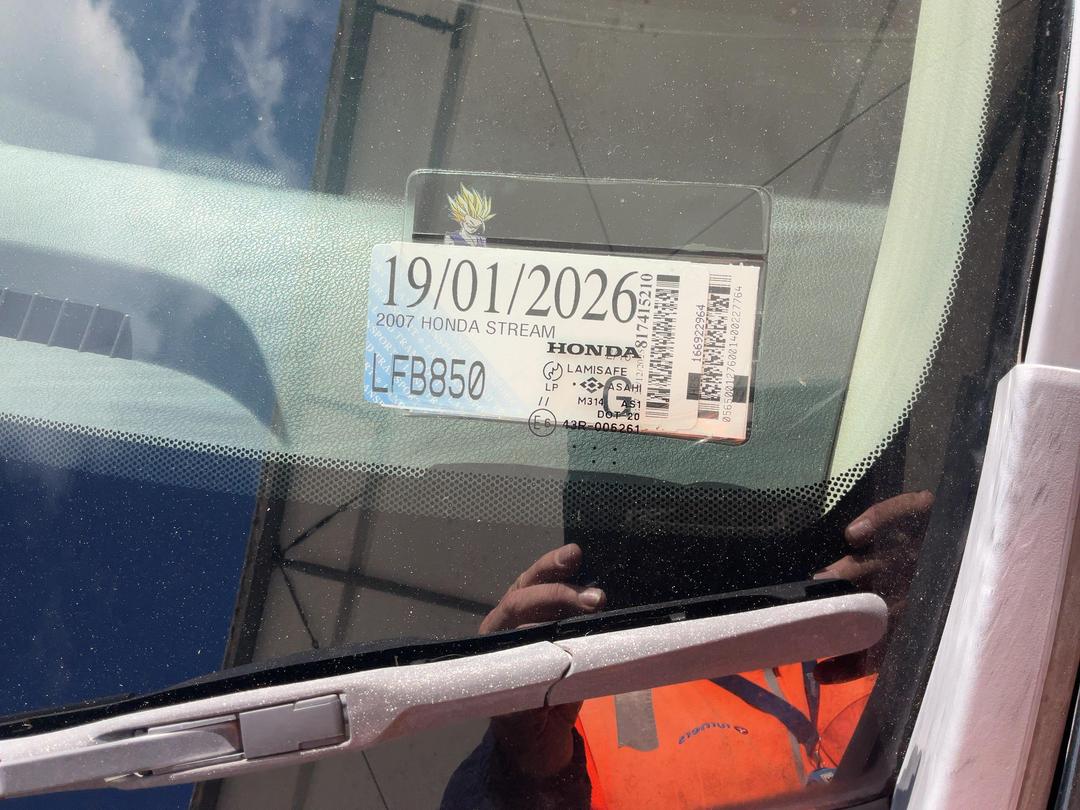 Photo '33' of Honda Stream