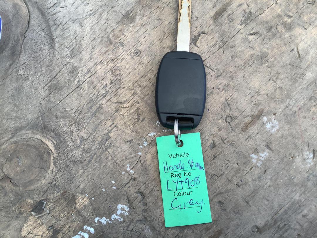 Photo '19' of Honda Stream