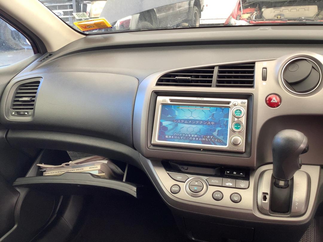 Photo '18' of Honda Stream