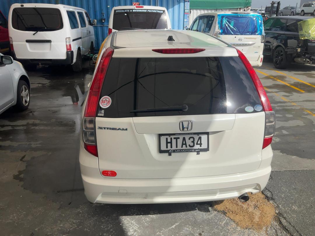 Photo '10' of Honda Stream