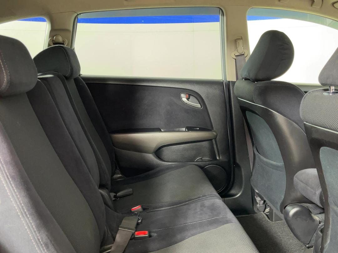 Photo '20' of Honda Stream