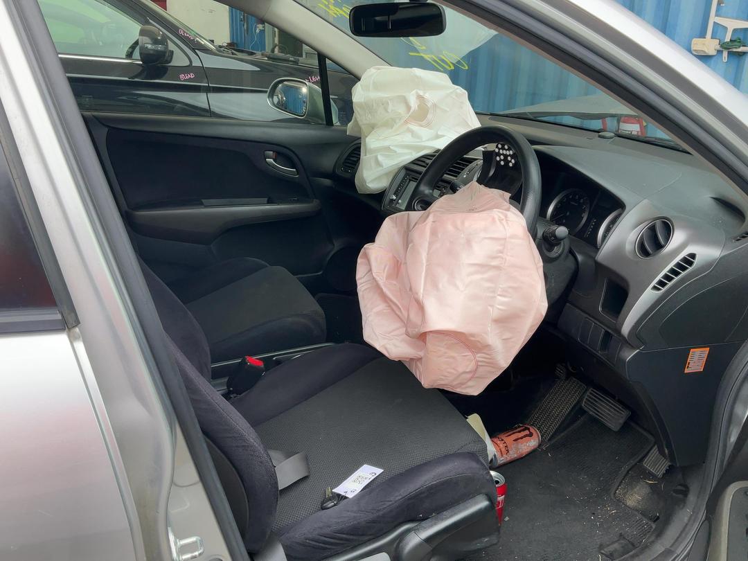 Photo '23' of Honda Stream Photo '23' of Honda Stream