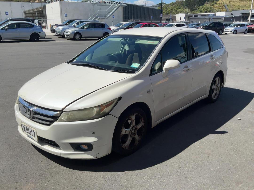 Photo '4' of Honda Stream Photo '4' of Honda Stream