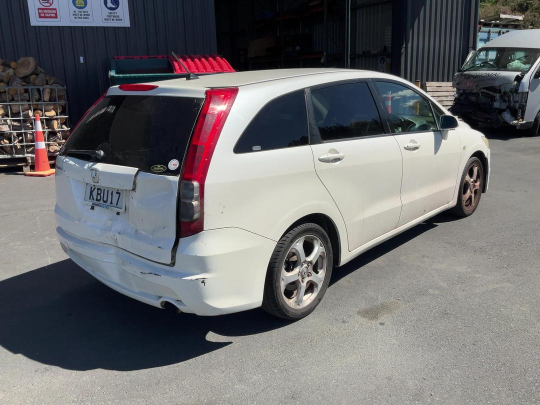Photo '8' of Honda Stream Photo '8' of Honda Stream