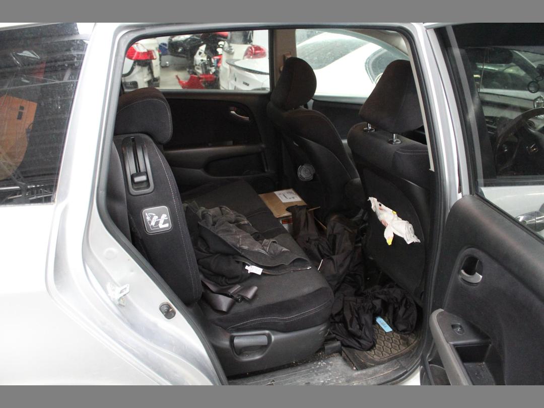Photo '11' of Honda Stream Photo '11' of Honda Stream
