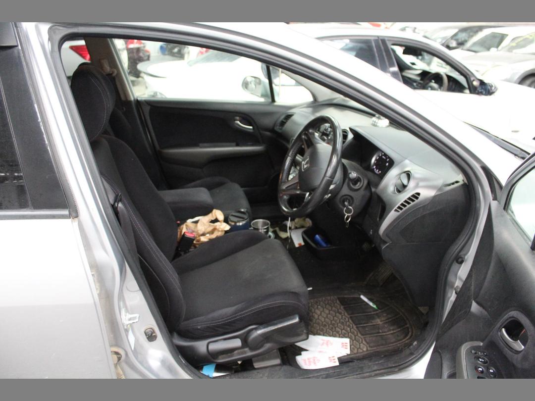 Photo '12' of Honda Stream Photo '12' of Honda Stream