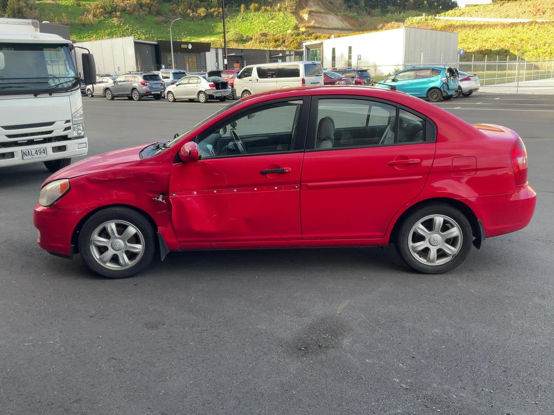 Photo '5' of Hyundai Accent GLS Photo '5' of Hyundai Accent GLS