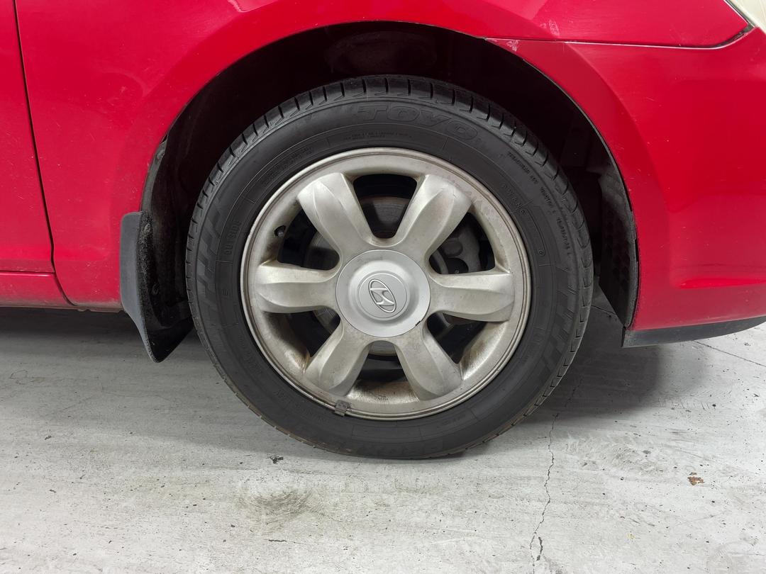 Photo '9' of Hyundai Accent