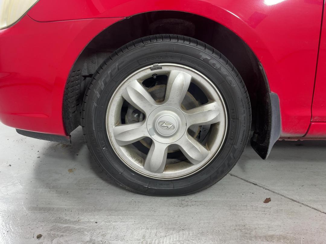 Photo '10' of Hyundai Accent