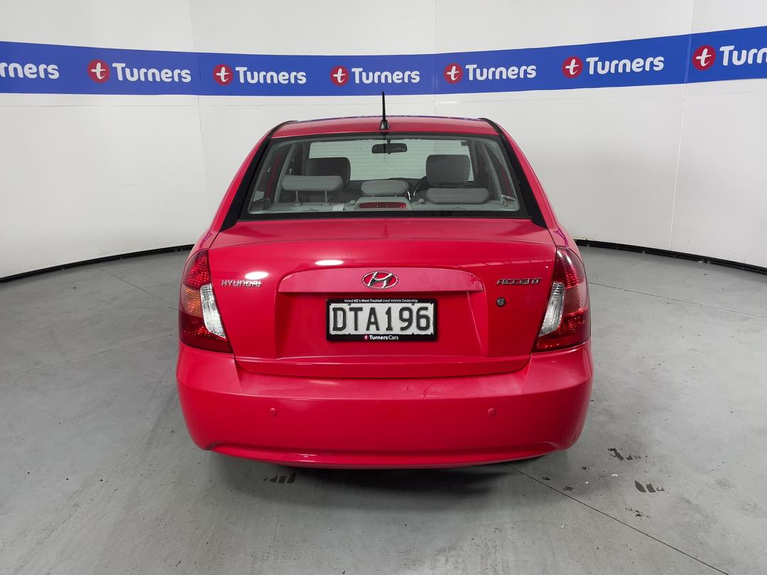 Photo '6' of Hyundai Accent