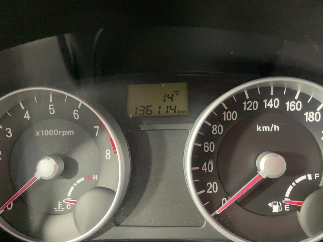 Photo '21' of Hyundai Accent