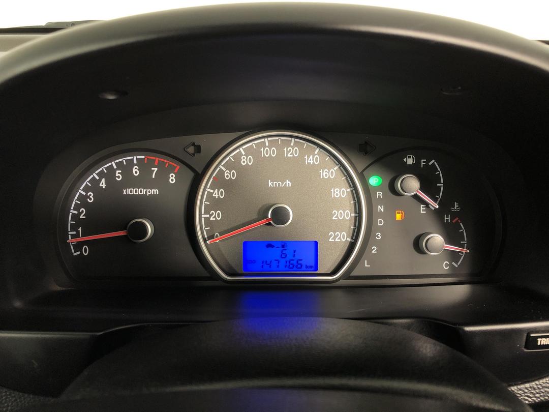 Photo '21' of Hyundai Elantra