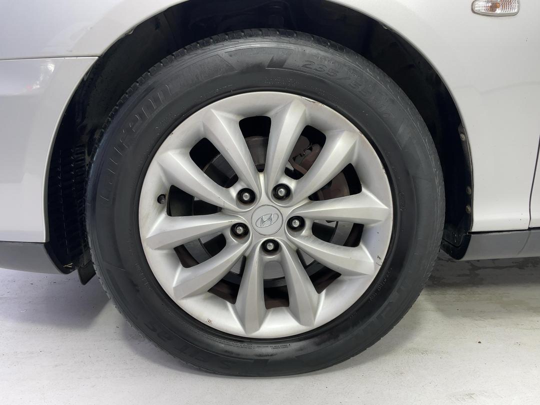 Photo '10' of Hyundai Grandeur