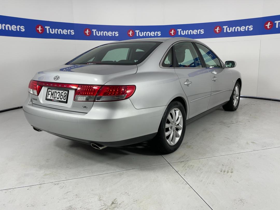 Photo '7' of Hyundai Grandeur