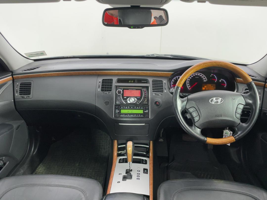 Photo '17' of Hyundai Grandeur