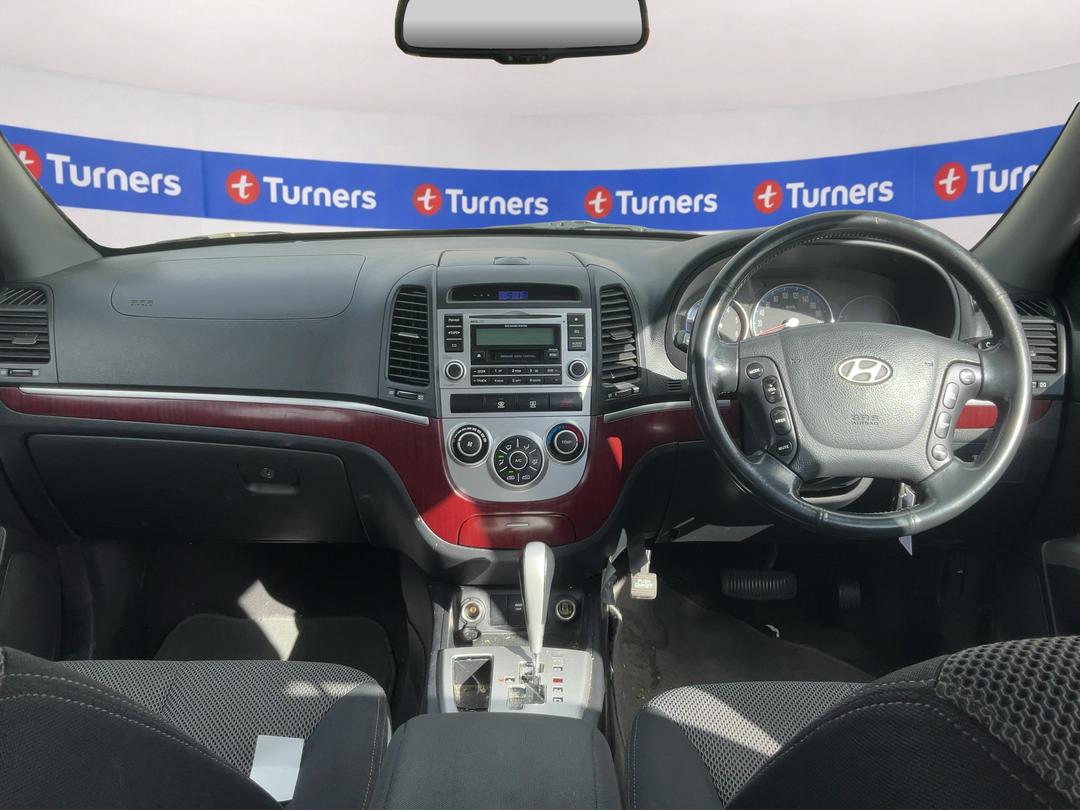Photo '15' of Hyundai Santa FE Crdi SUV Photo '15' of Hyundai Santa FE Crdi SUV