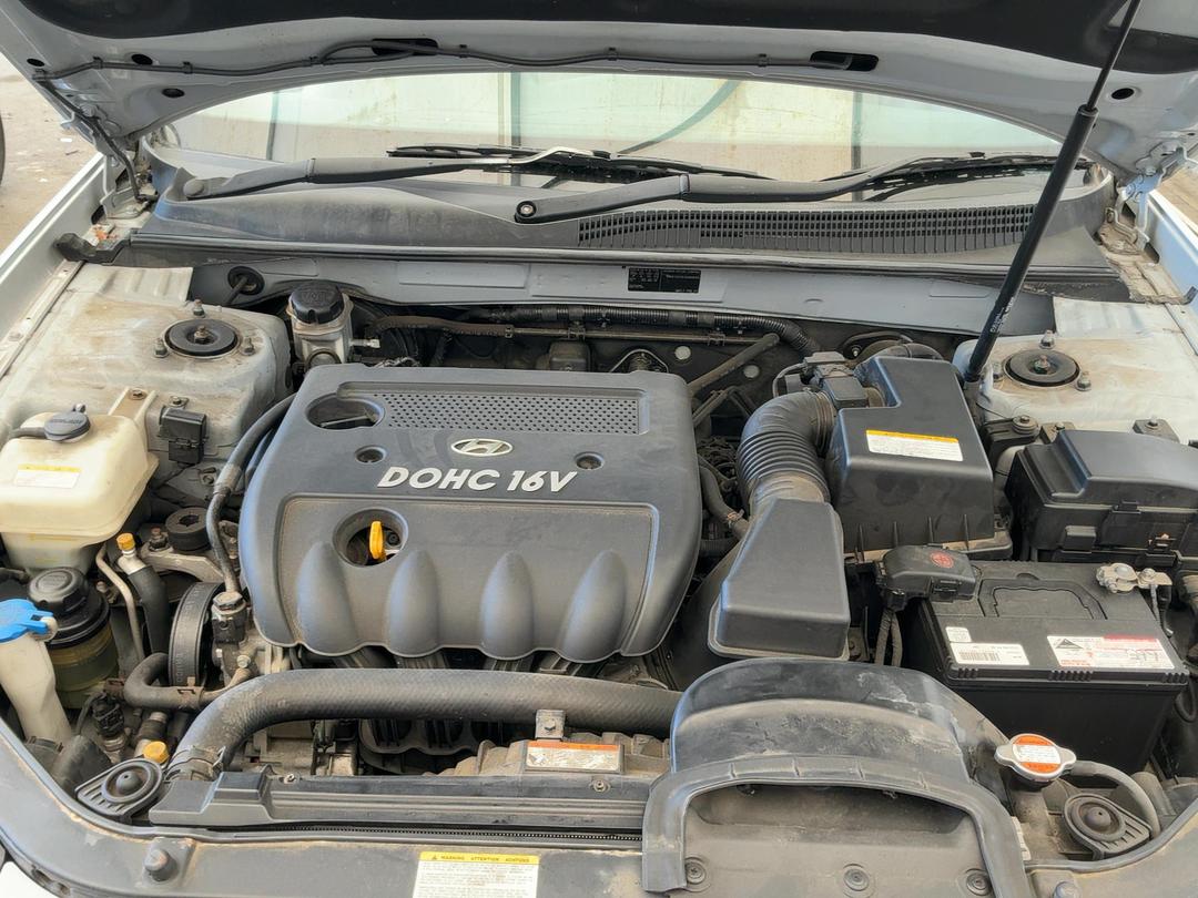 Photo '9' of Hyundai Sonata Photo '9' of Hyundai Sonata