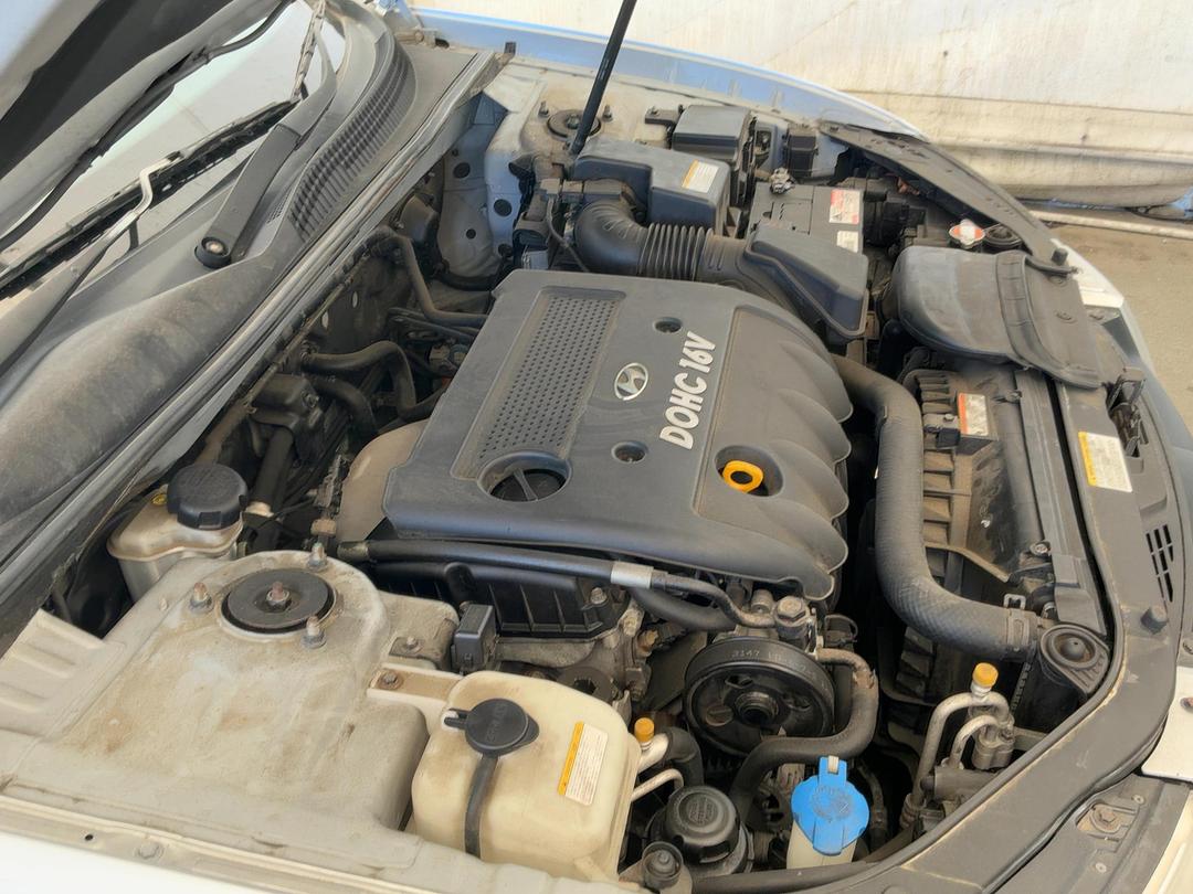 Photo '11' of Hyundai Sonata Photo '11' of Hyundai Sonata