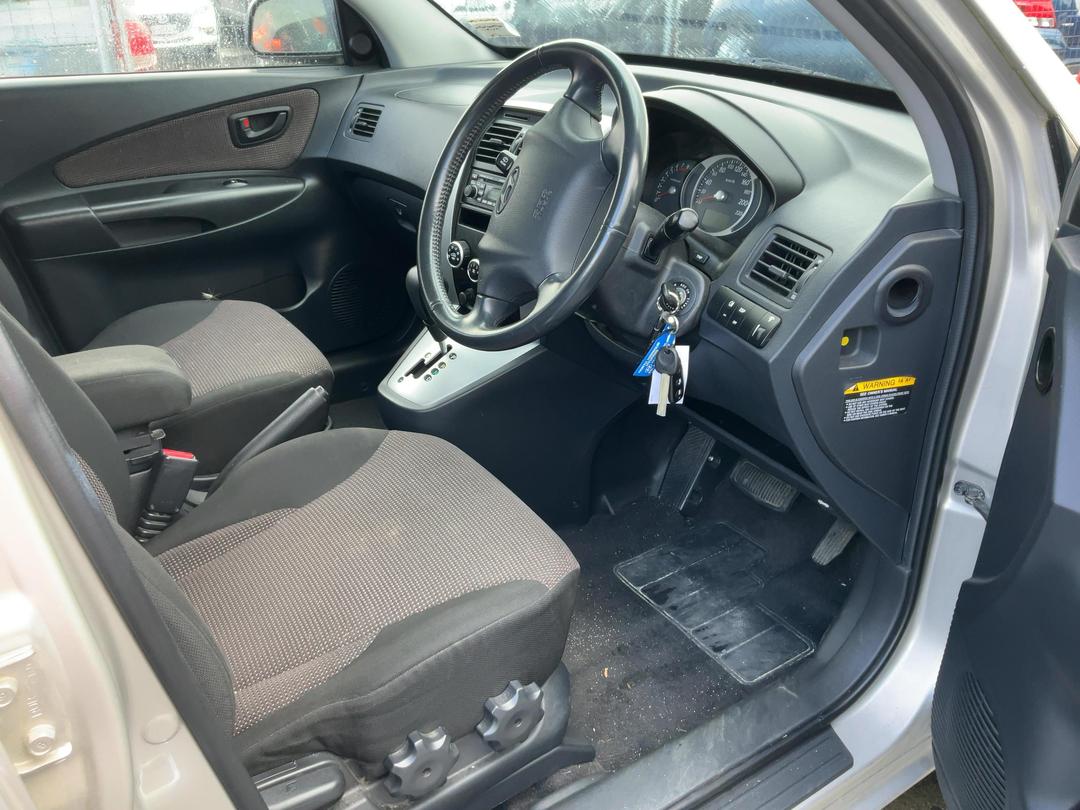 Photo '12' of Hyundai Tucson City