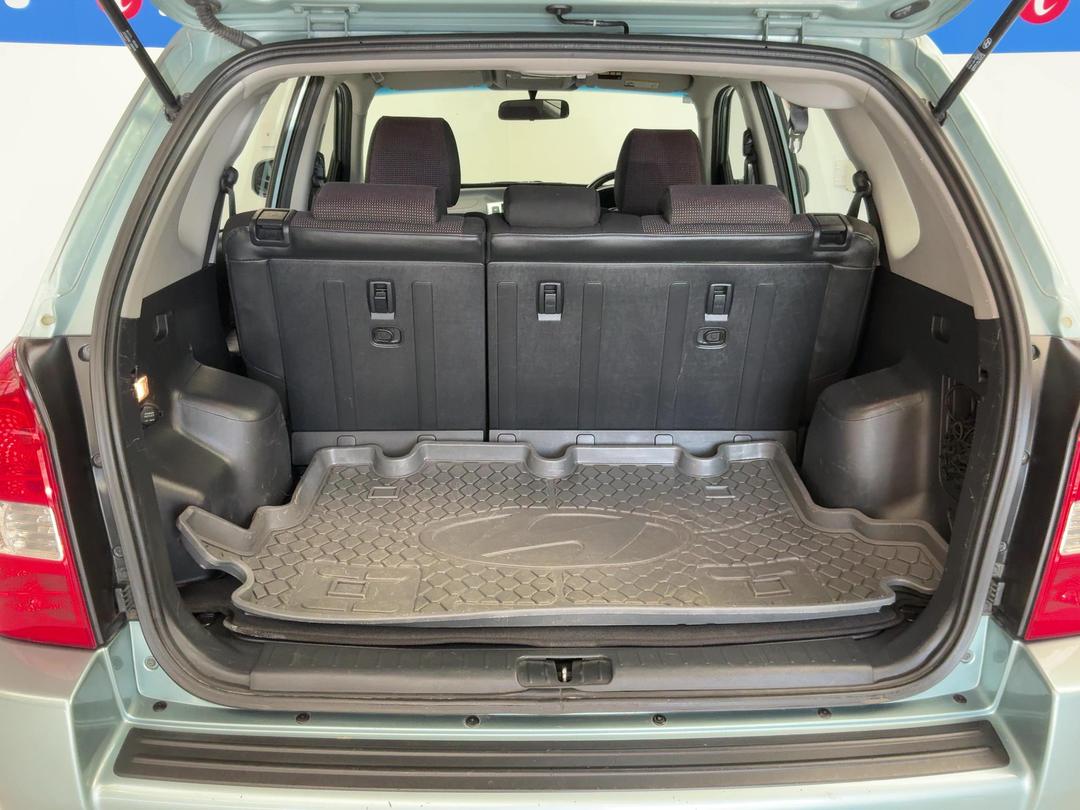 Photo '14' of Hyundai Tucson