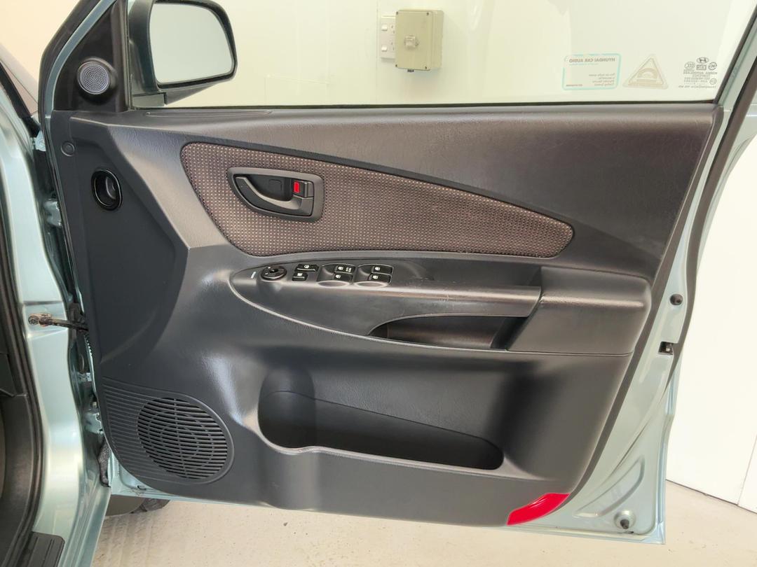 Photo '15' of Hyundai Tucson