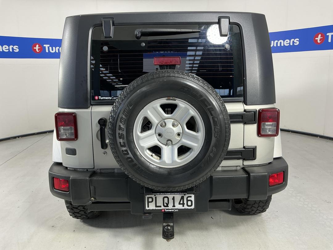 Photo '6' of Jeep Wrangler