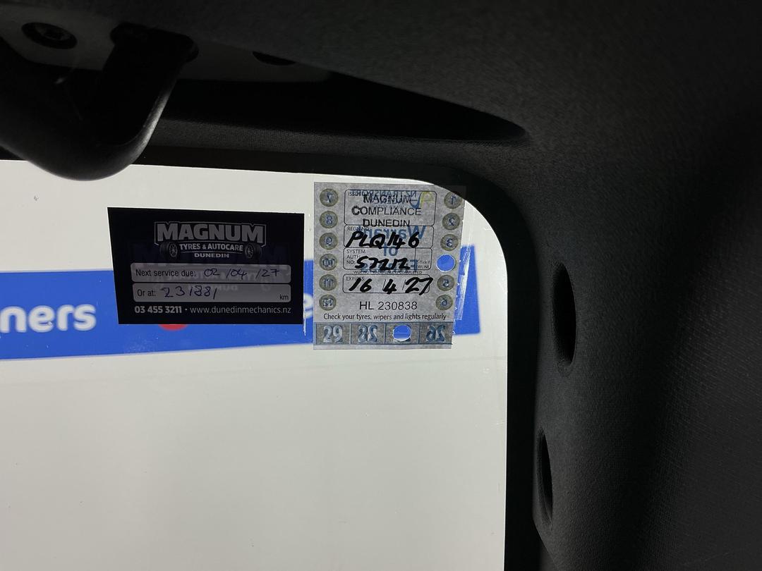 Photo '22' of Jeep Wrangler