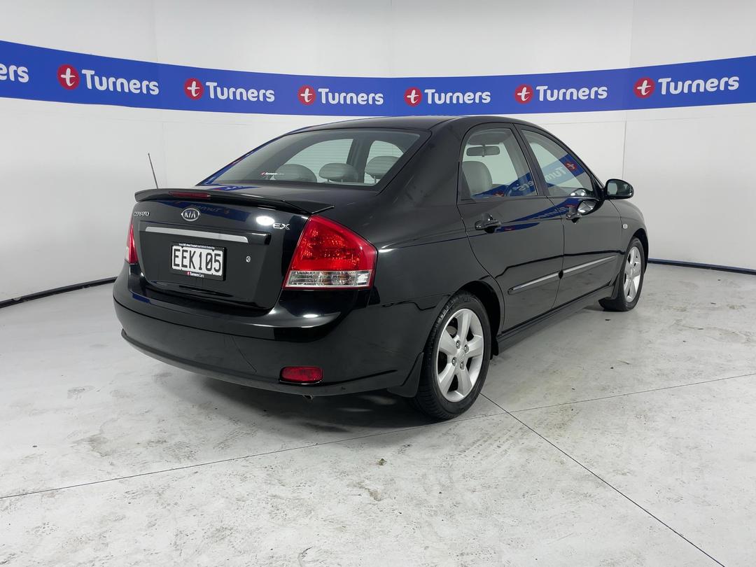 Photo '7' of KIA Cerato