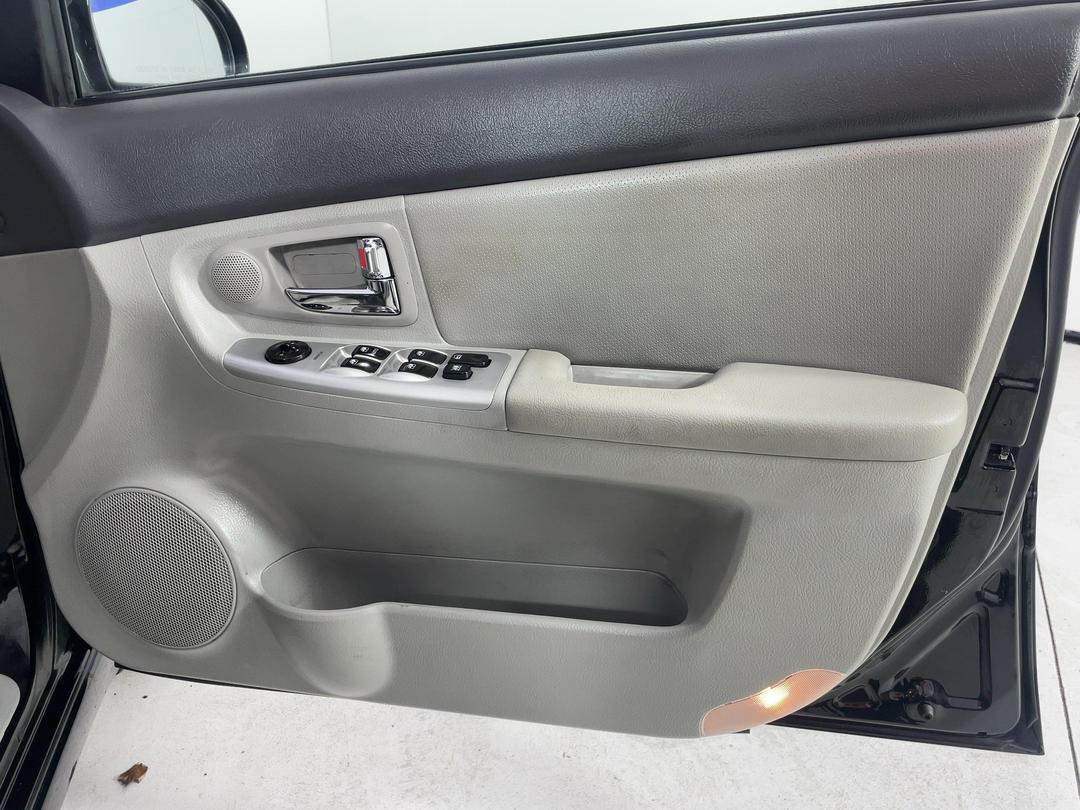 Photo '15' of KIA Cerato