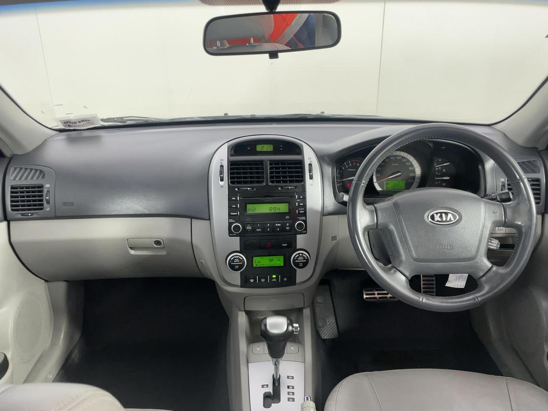 Photo '17' of KIA Cerato